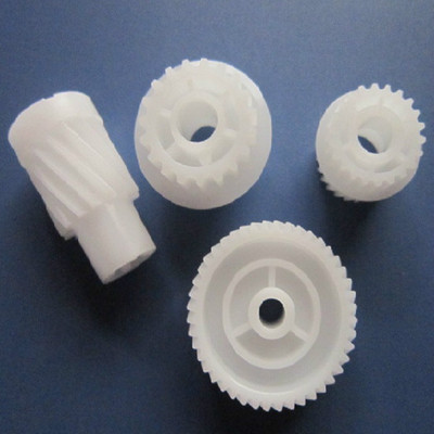 塑料齒輪與金屬齒輪的精度等級(jí)是一樣的嗎？